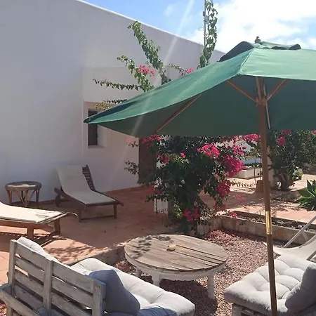 Casa de Férias Townhouse In Countryside, Close To City & Talamanca Beach