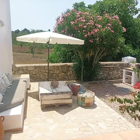 Townhouse In Countryside, Close To City & Talamanca Beach *